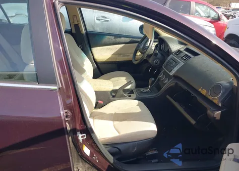 2011 Mazda Mazda6 I Sport z USA, uszkodzony, nr VIN 1YVHZ8BH0B5M03146